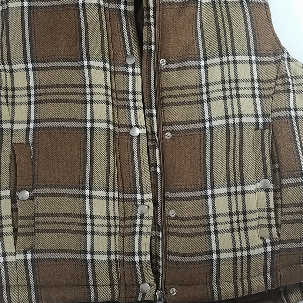 KC Collection, Tan/creme plaid vest, With Fur Hood, Pit To Pit 22", Size XL - Picture 6 of 9